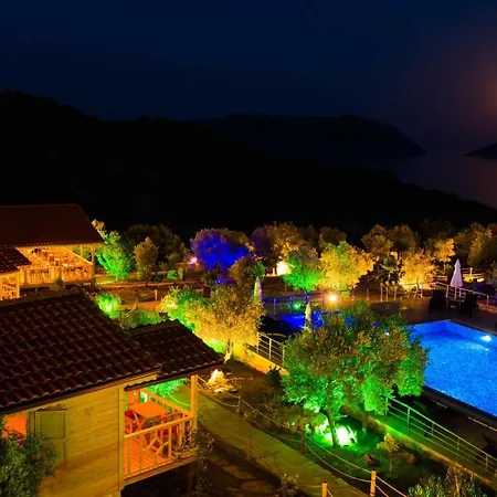 Doganin Ruhu & Nyaraló *